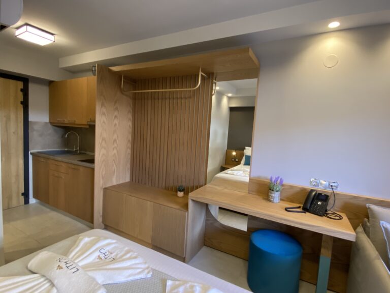 101-Eco-Lithos-Suite-14