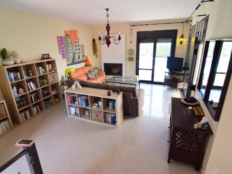 CHRISTINELS-VILLA-11