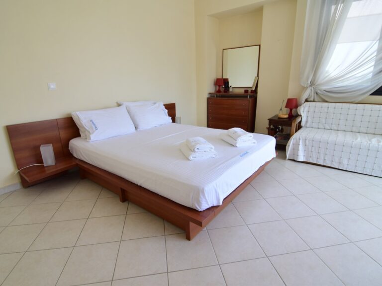 CHRISTINELS-VILLA-13