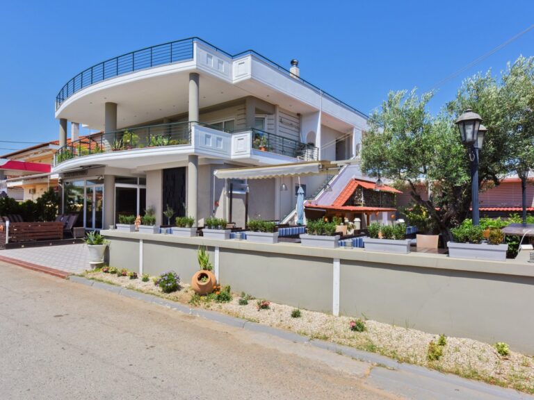 Eleon-Arial-Studio-12