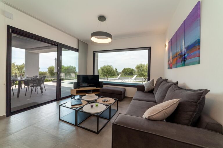 MERELIA-VILLA-THALASSA-2