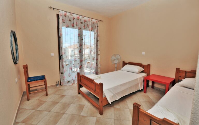 Marina-Maisonette-11