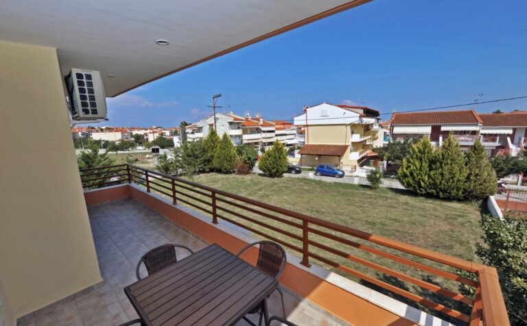 Marina-Maisonette-19