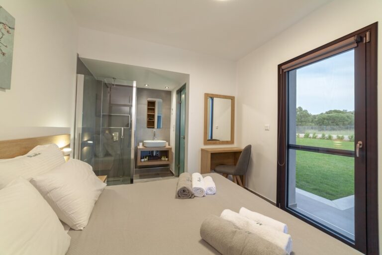 Merelia-Olivia-Villa-1