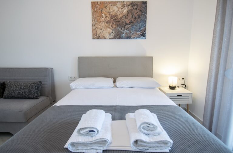 Nikiti-Central-Suite-4-14