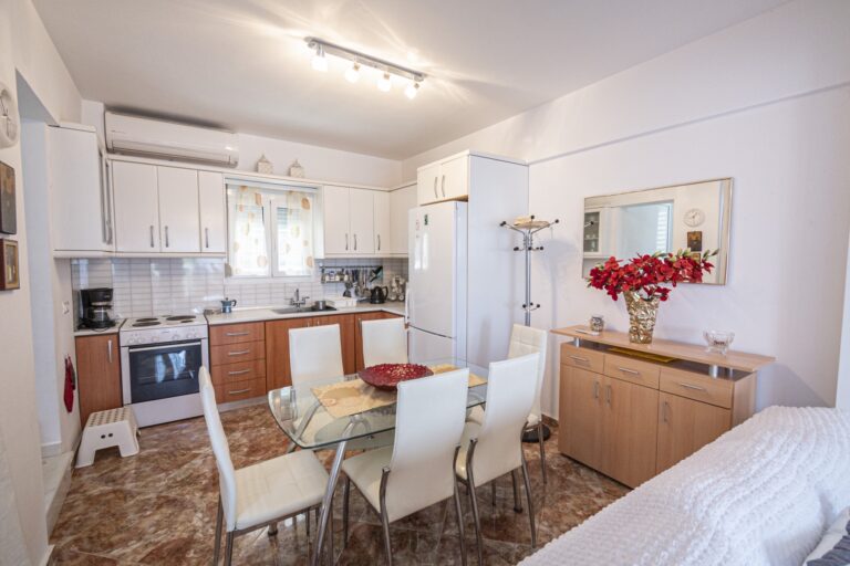 Thalia-Maisonette-6-12