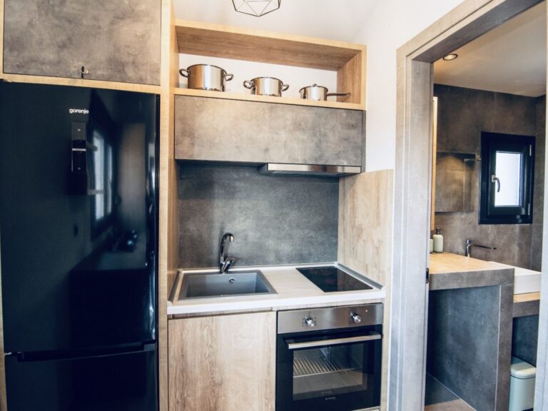 Thea-Sea-Apartment-Suite-14